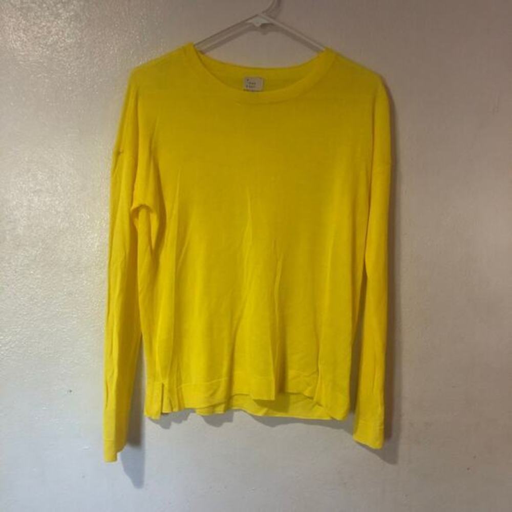 Yellow women size s long sleeve shirt